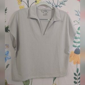 Martha Stewart Collection Beige & White Sleeveless Crop Top